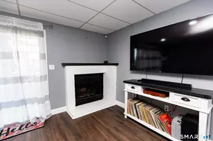 217 Monticello Dr, Branford, CT 06405 - Photo 31