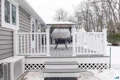 15 Robbin Road, Enfield, CT 06082 - Photo 33