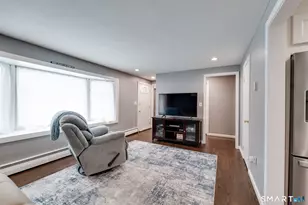 15 Robbin Rd, Enfield, CT 06082 - Photo 17