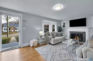 94 Benton St, Manchester, CT 06040 - Photo 7