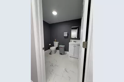 553 Center Street Extension, Bridgeport, CT 06604 - Photo 13