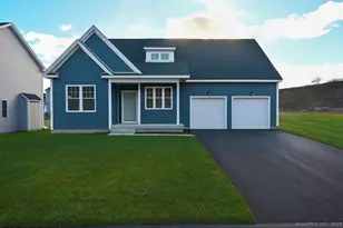 69 Cambridge Ct, Simsbury, CT 06070 - Photo 1