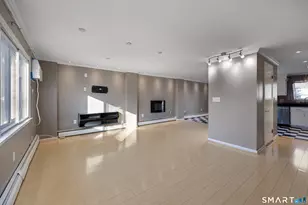 72 Churchill Dr, Newington, CT 06111 - Photo 9