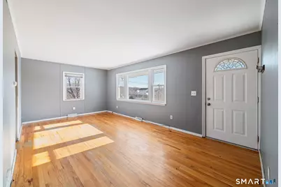 17 Morningstar Drive, Seymour, CT 06483 - Photo 3