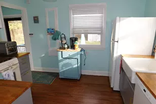 6 Anita Ave, Waterford, CT 06385 - Photo 11