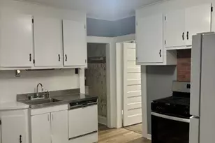 35 James St, Torrington, CT 06790 - Photo 5