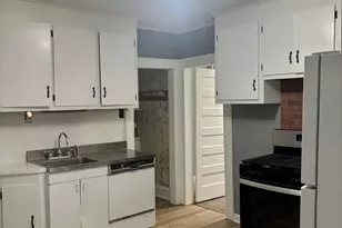 35 James St, Torrington, CT 06790 - Photo 7