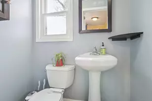 62 Hahn Rd, Guilford, CT 06437 - Photo 15