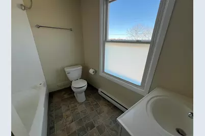 33 Railroad Ave (2nd Floor) #1, Westerly, RI 02891 - Photo 5