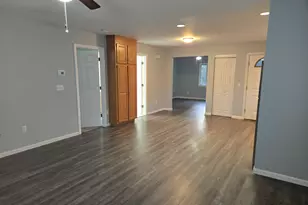 329 Mohegan Rd, Shelton, CT 06484 - Photo 3