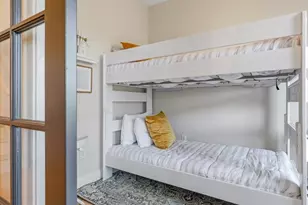 93 Shore Rd, Waterford, CT 06385 - Photo 9