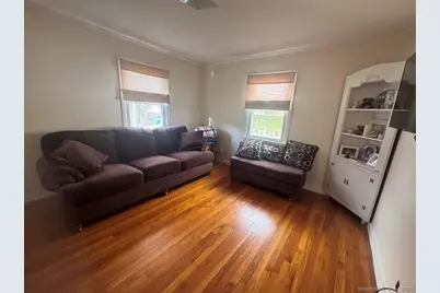 186 Chestnut Hill Avenue, Waterbury, CT 06704 - Photo 9