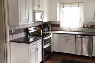 186 Chestnut Hill Ave, Waterbury, CT 06704 - Photo 3