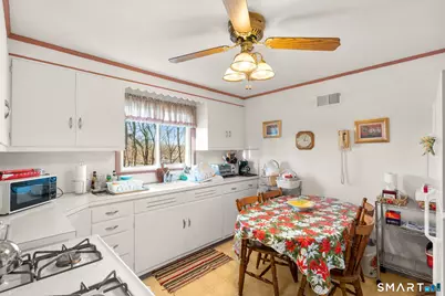 14 Roger White Drive, New Haven, CT 06511 - Photo 15