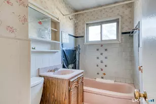 43 Taylor St, East Hartford, CT 06118 - Photo 27