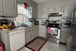 6 Irving Pl, Danbury, CT 06810 - Photo 5