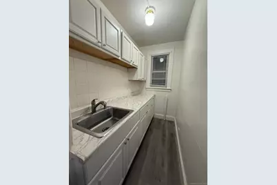 684 Washington Avenue #1, West Haven, CT 06516 - Photo 3