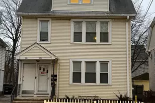 684 Washington Ave, West Haven, CT 06516 - Photo 1