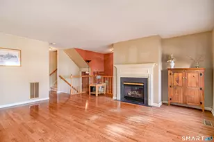 2904 Eaton Ct, Danbury, CT 06811 - Photo 3