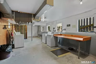 701 Beacon Valley Road #APT 25, Naugatuck, CT 06770 - Photo 17