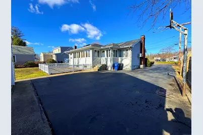 121 Richfield Road, Bridgeport, CT 06606 - Photo 5