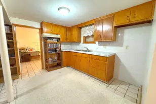 121 Richfield Rd, Bridgeport, CT 06606 - Photo 35