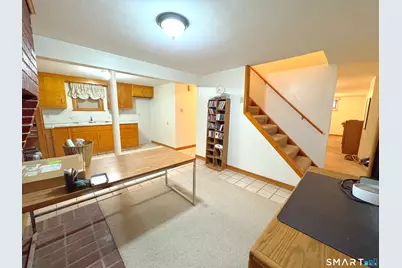 121 Richfield Road, Bridgeport, CT 06606 - Photo 37