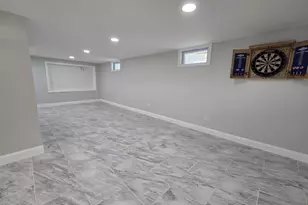 20 Norman Rd, Stamford, CT 06906 - Photo 23