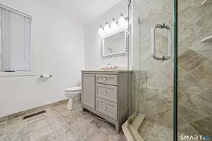 20 Norman Rd, Stamford, CT 06906 - Photo 11