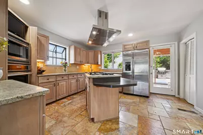 20 Norman Road, Stamford, CT 06906 - Photo 9