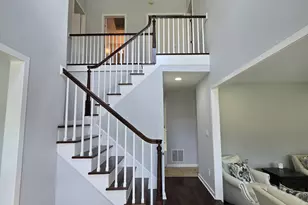 20 Norman Rd, Stamford, CT 06906 - Photo 5