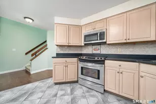 114 Metacomet Dr, Meriden, CT 06450 - Photo 19