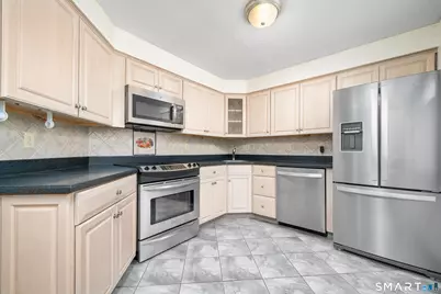 114 Metacomet Drive #1104, Meriden, CT 06450 - Photo 17