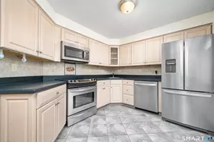 114 Metacomet Dr, Meriden, CT 06450 - Photo 17