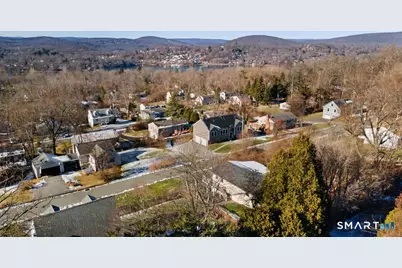 24 Lloyd Avenue, New Fairfield, CT 06812 - Photo 29