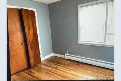 555 Frost Road, Waterbury, CT 06705 - Photo 7