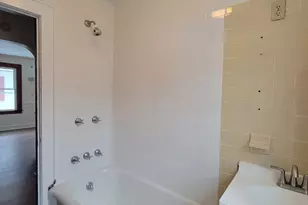 14 Richard St, Ansonia, CT 06401 - Photo 9