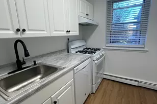 27 Northill St, Stamford, CT 06907 - Photo 15