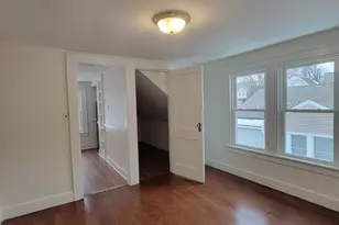 14 Richard St, Ansonia, CT 06401 - Photo 5