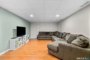 91 Benz St, Ansonia, CT 06401 - Photo 27