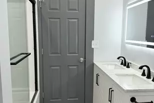 134 Hubinger St, New Haven, CT 06511 - Photo 13