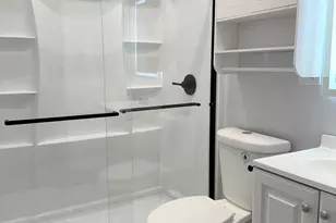 134 Hubinger St, New Haven, CT 06511 - Photo 11