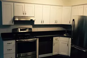 36 Lewis St, Hartford, CT 06103 - Photo 5