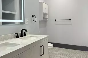 134 Hubinger St, New Haven, CT 06511 - Photo 11