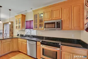 102 Lavender Ln, South Windsor, CT 06074 - Photo 7