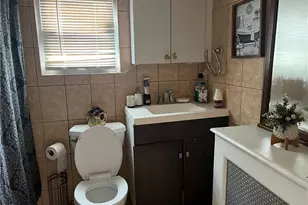 16 Dr Aaron B Samuels Blvd, Danbury, CT 06810 - Photo 9