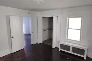 16 Dean St, Stamford, CT 06902 - Photo 9