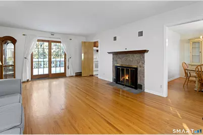 27 Glendale Circle, Stamford, CT 06906 - Photo 5