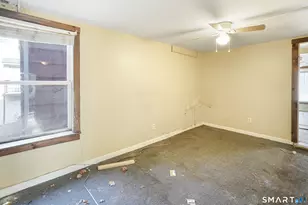 385 Putnam Pike, Killingly, CT 06241 - Photo 17