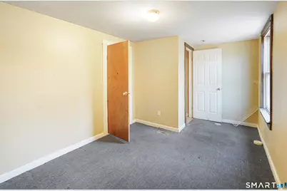 385 Putnam Pike, Killingly, CT 06241 - Photo 27